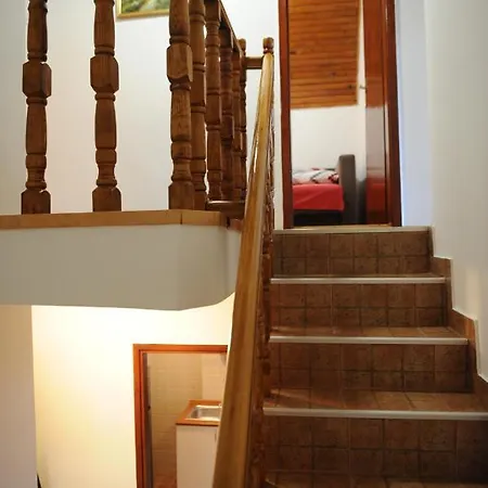 Dom wakacyjny Vikend-kuca Vevericji Kraj Vranić