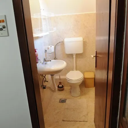 Vikend-kuca Vevericji Kraj * Vranić