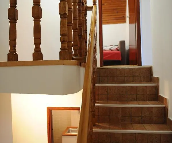 Дом отдыха Vikend-kuca Vevericji Kraj Вранич