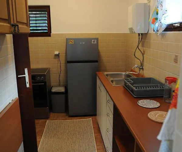 Vikend-kuca Vevericji Kraj *